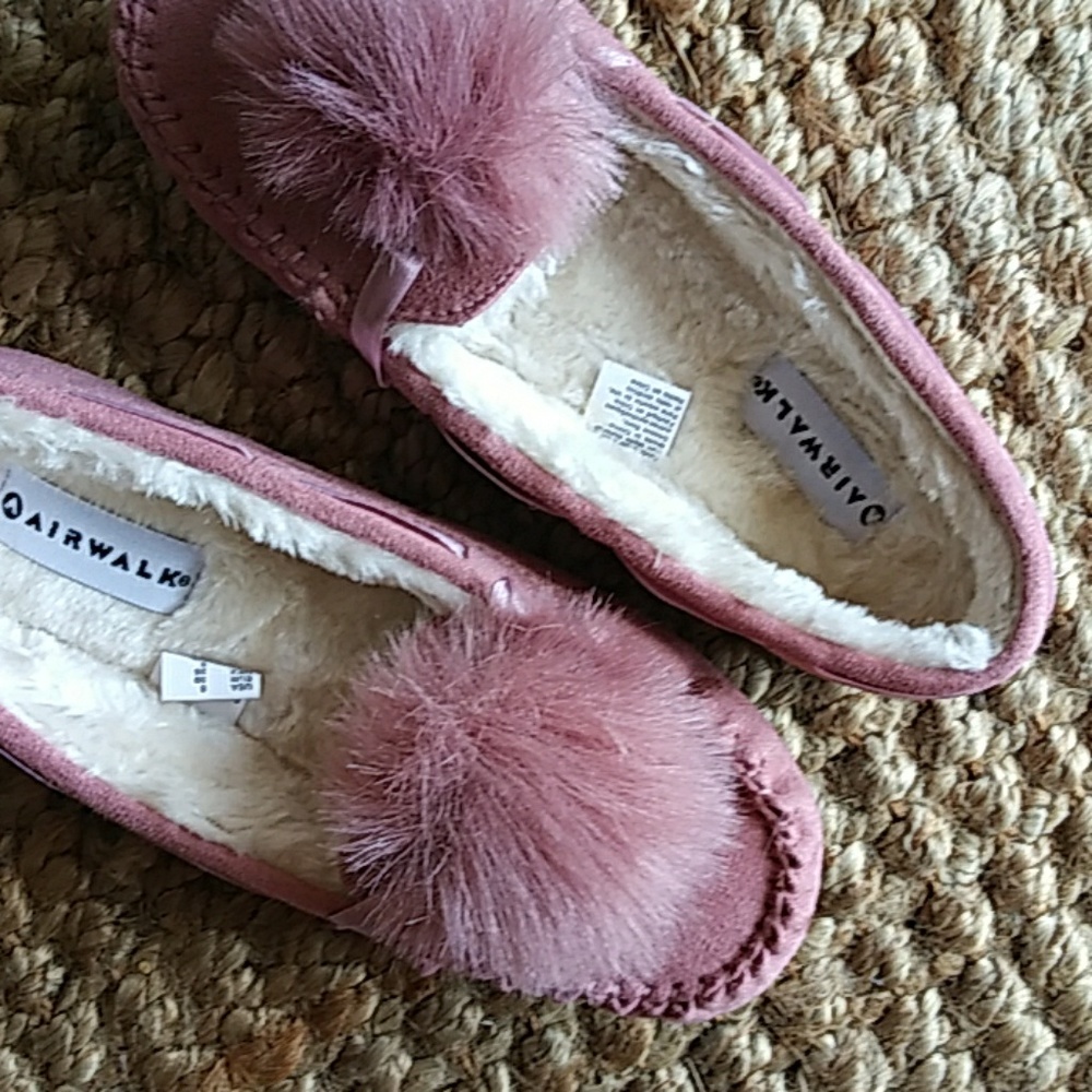 Airwalk mocassin shoes